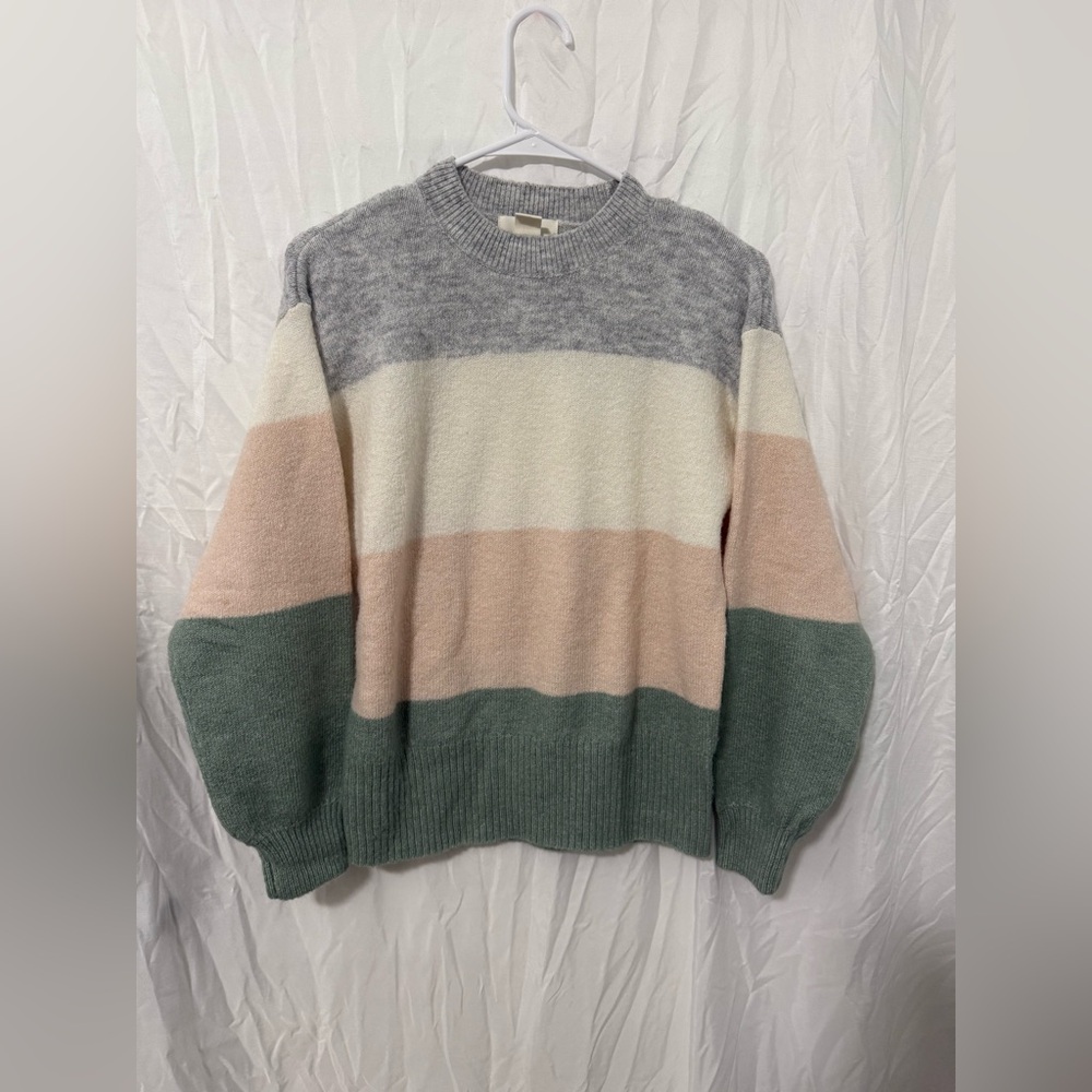 H&M XS KNIT SWEATER
